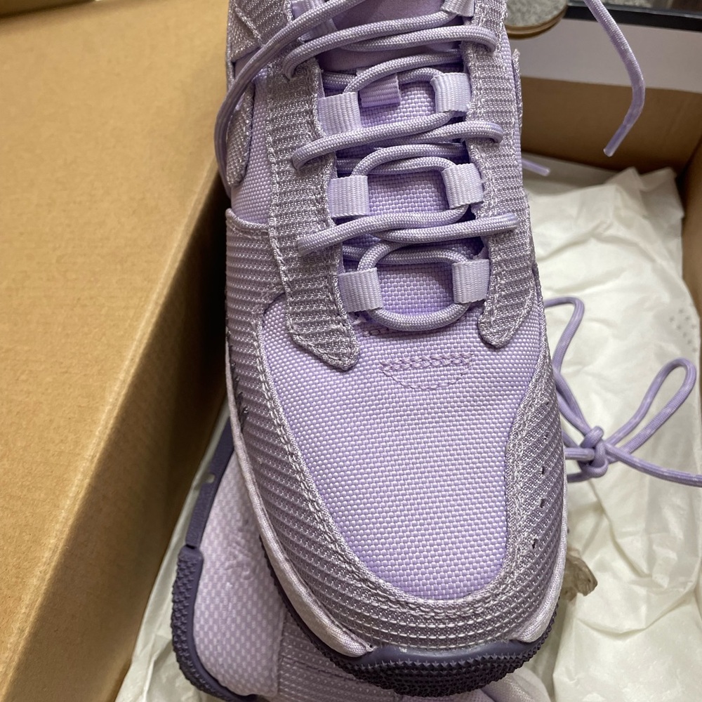 Lilac Air Force 1